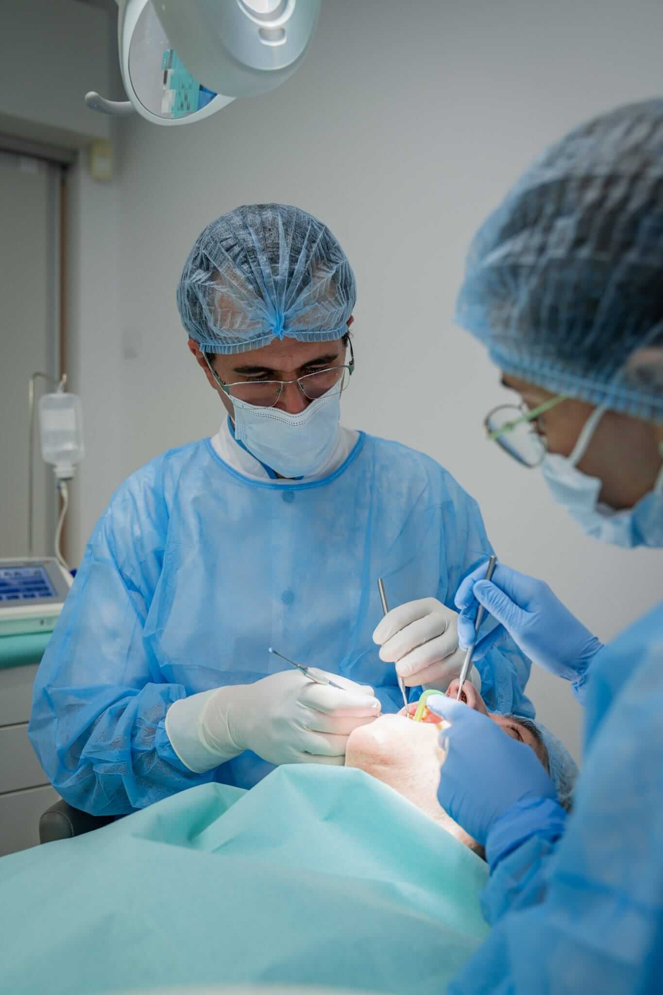 implant_dentar_clarestet